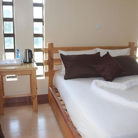 Eshborns House - Near Jomo Kenyatta International Airport And Sgr With Shuttle Services Syokimau Exterior foto