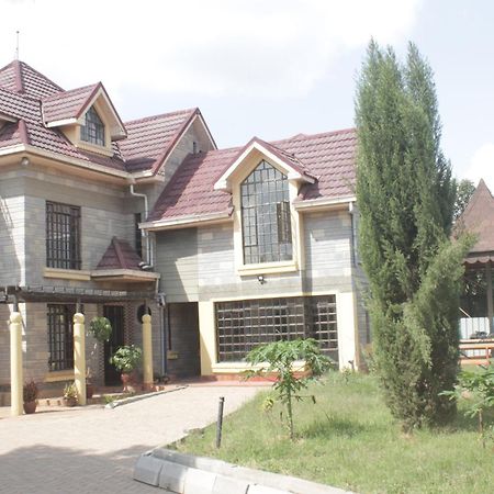 Eshborns House - Near Jomo Kenyatta International Airport And Sgr With Shuttle Services Syokimau Exterior foto