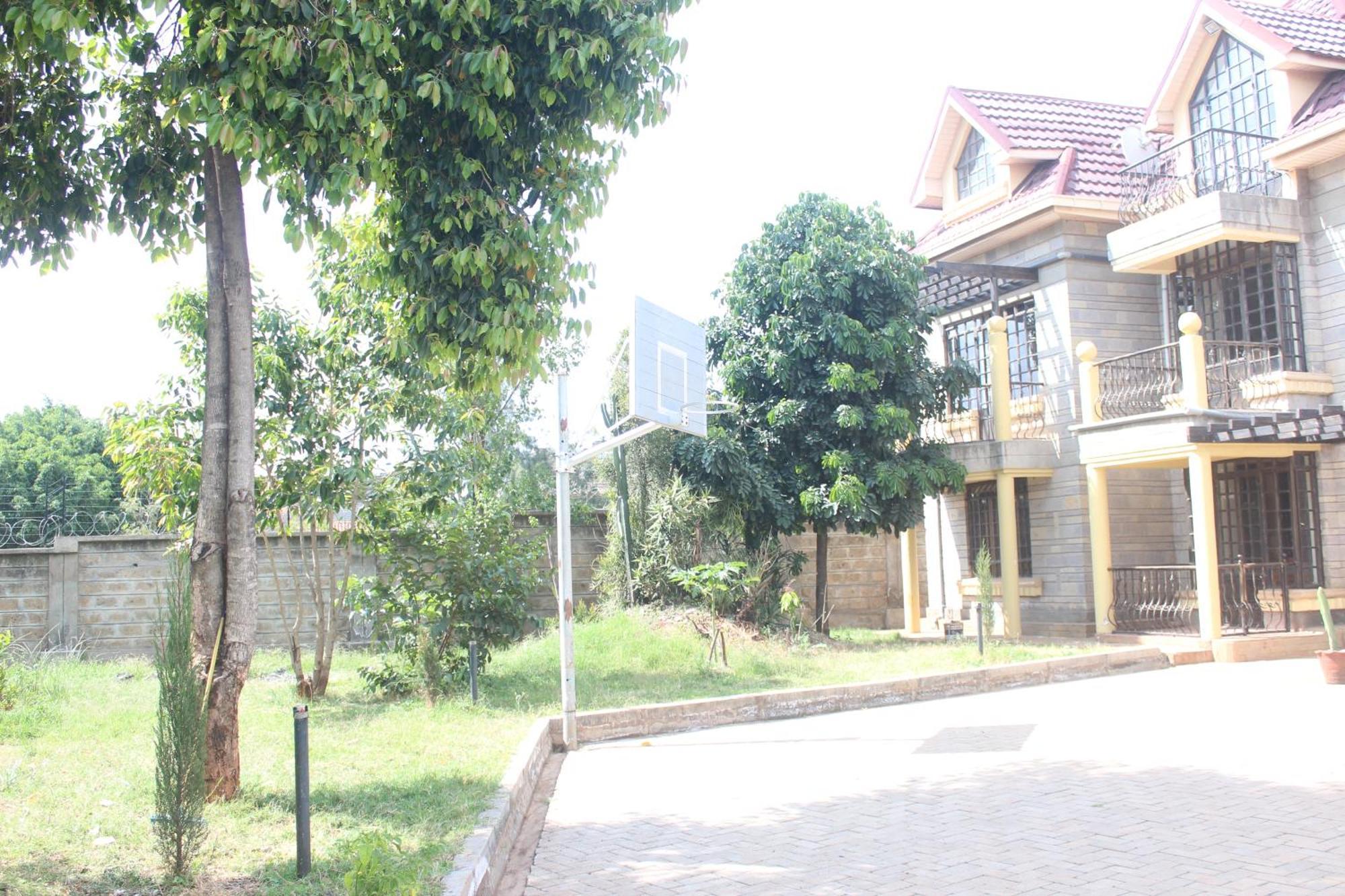 Eshborns House - Near Jomo Kenyatta International Airport And Sgr With Shuttle Services Syokimau Exterior foto